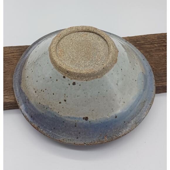 Signed Studio Art Pottery Bowl Salt Glaze Blue Speckled - Picture 3 of 7